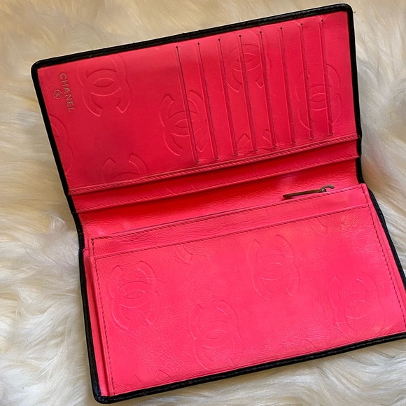 Chanel wallet and dust bag - Picture 6 of 9